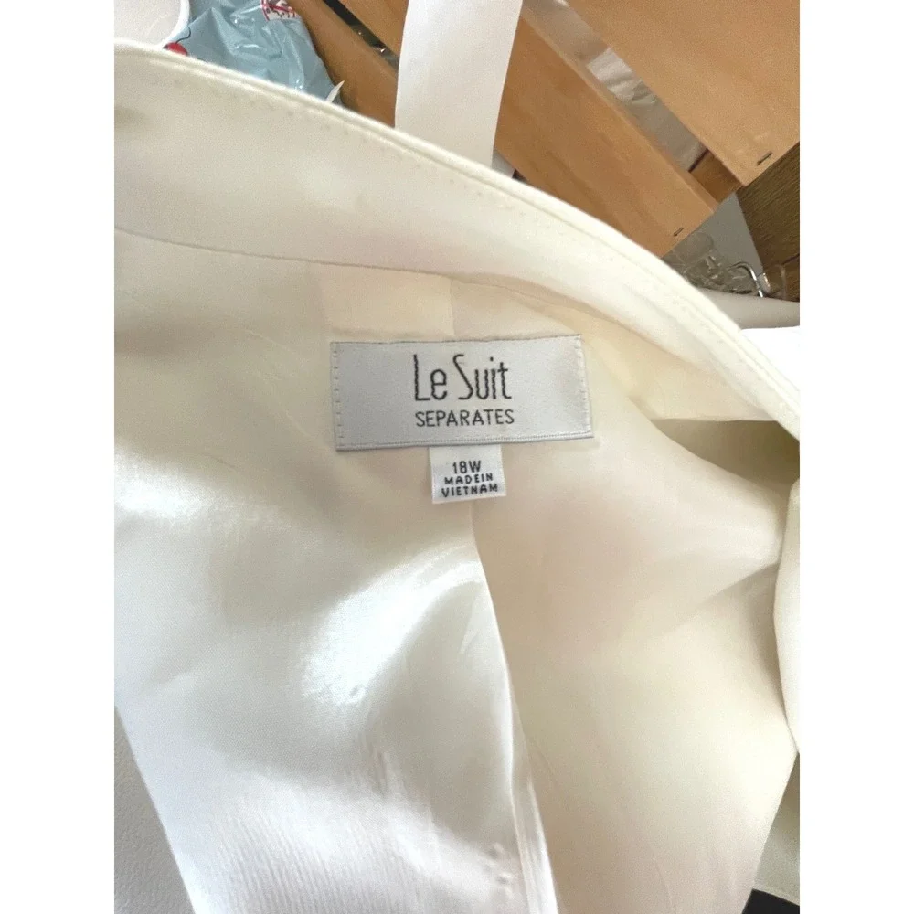 Le Suit Women 2pc Blazer 18W‎ Shell 20W Set Career Cream Collarless Open Front